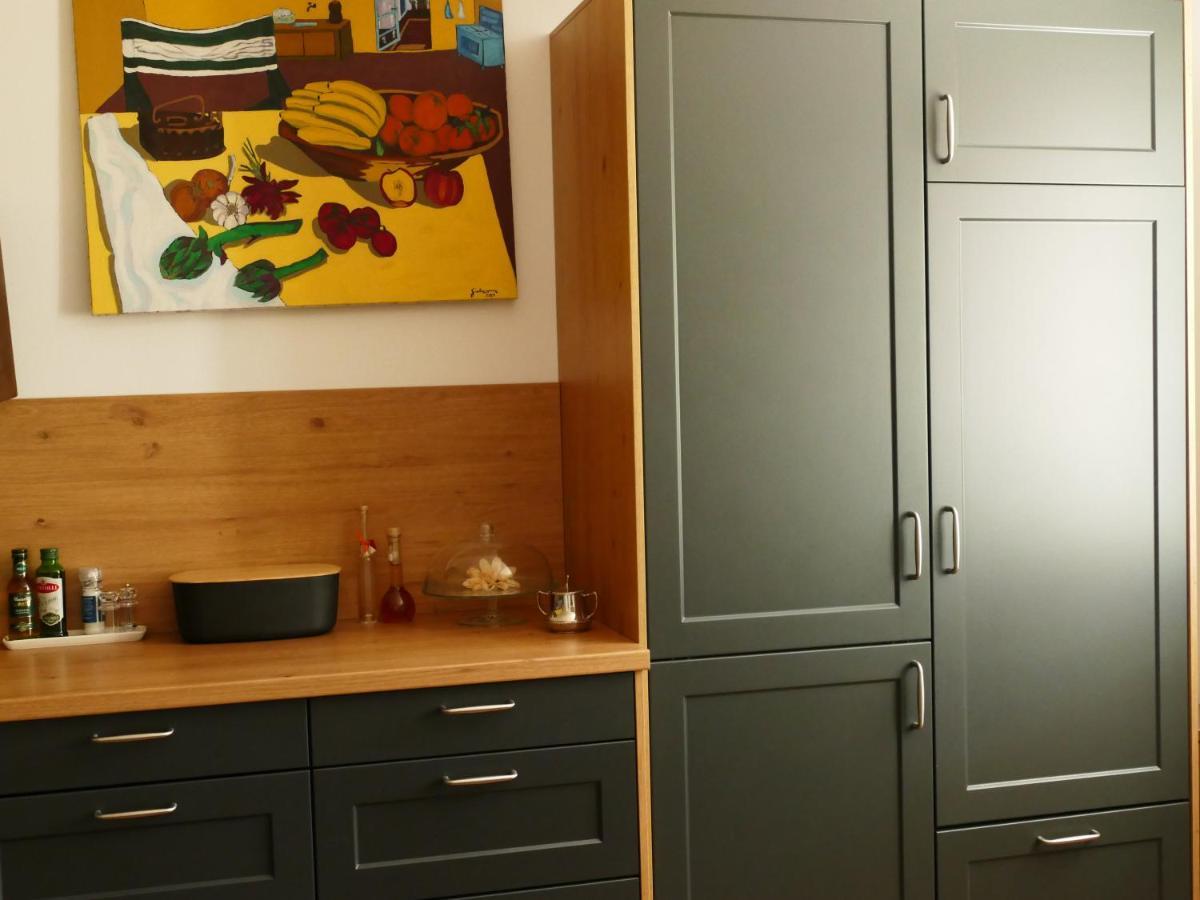 Ines Apartment Тритенхайм Екстериор снимка